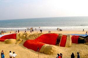 Puri Beach on the eve of Christmas